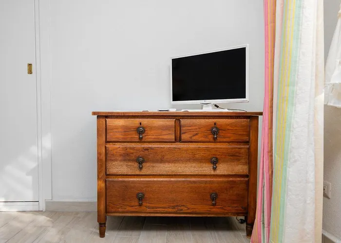 Bella Vista Marinella 2 *