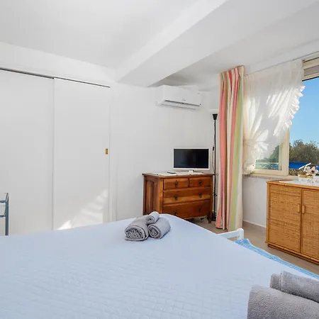 Bella Vista Marinella 2 公寓